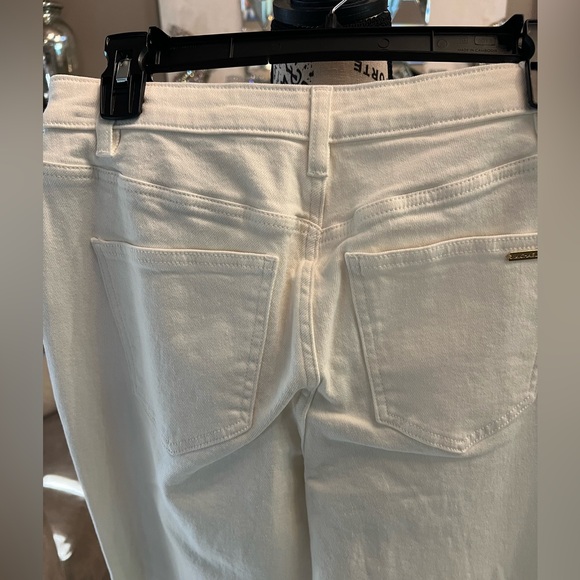 🆕 ⚓️ Michael Kors Sailor High Rise Flared Leg Jeans with gold hardware Buttons - Picture 12 of 17